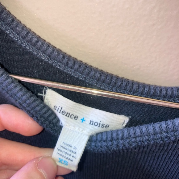 Urban Outfitters Silence + Noise Black Ribbed Knit Dress - Picture 3 of 5